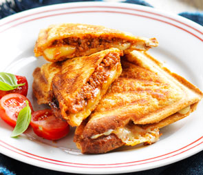 Cheesy Bolognese Jaffles