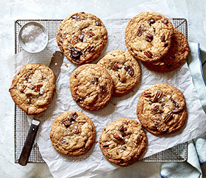 Brown Butter, Caramel and Chocolate Cookies