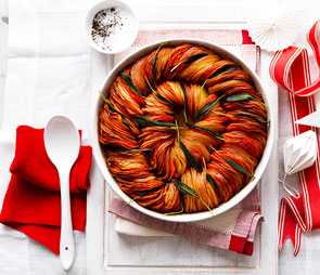 Garlic Roast Potato and Sage Wreath