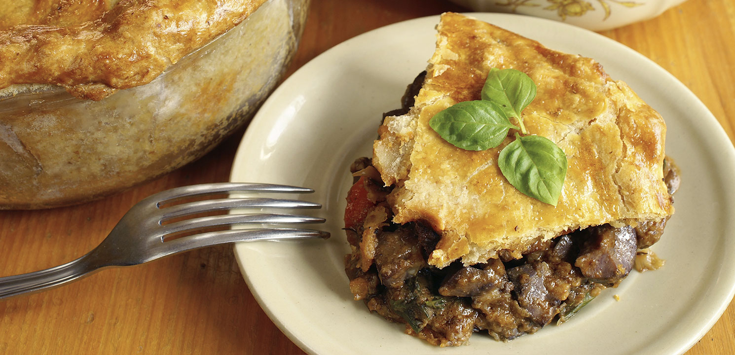 https://westernstarbutter.com.au/content/dam/westernstar/recipe/2784_simple-family-beef-pie_standard.jpg